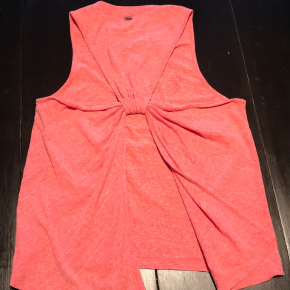 Top - Picture 2 of 3